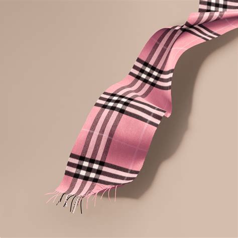 burberry classic cashmere in check ash rose|Burberry The Classic Check Cashmere Scarf .